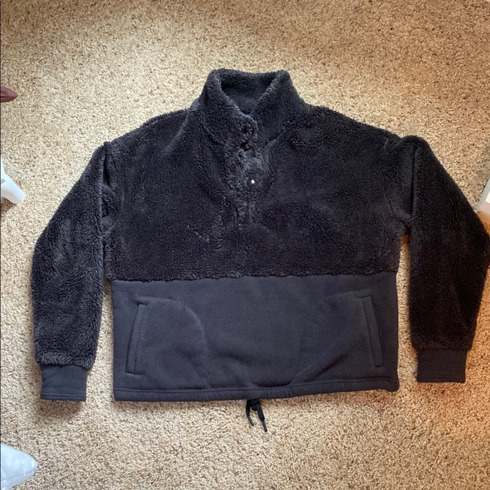 Black Crewneck Sweater Plush Fleece